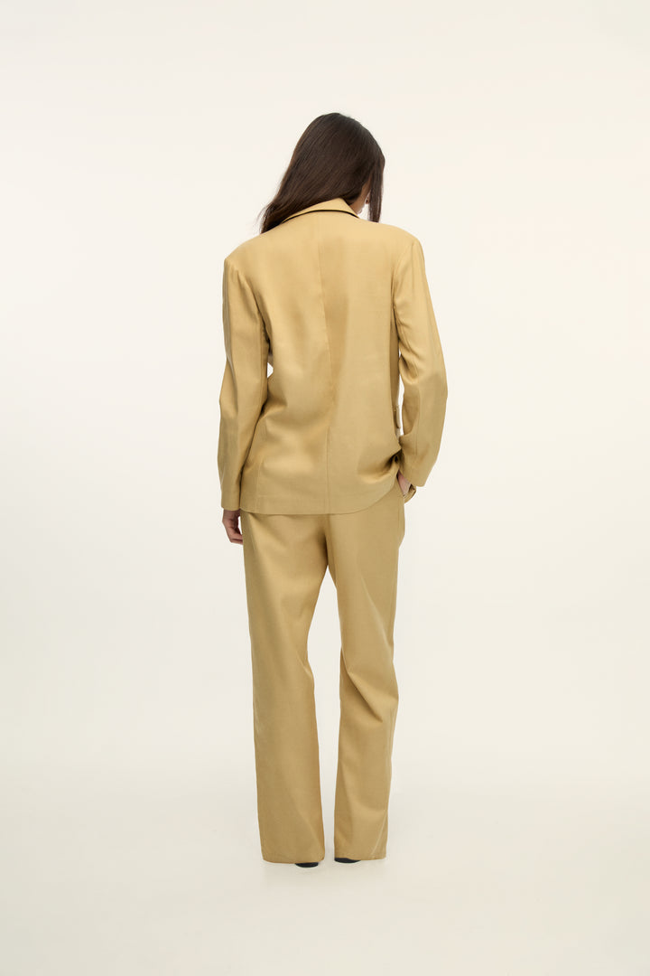 LUIS - OVERSIZE JACKET WITH PINK PLAID POCKET SQUARE - CREAM YELLOW