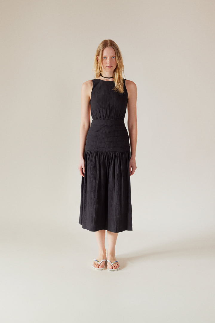 BRUNA - Open Back Midi Dress - Black