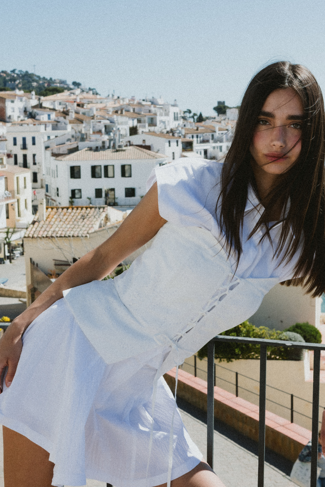 ENNA - CEPLİ KISA BEYAZ GÖMLEK