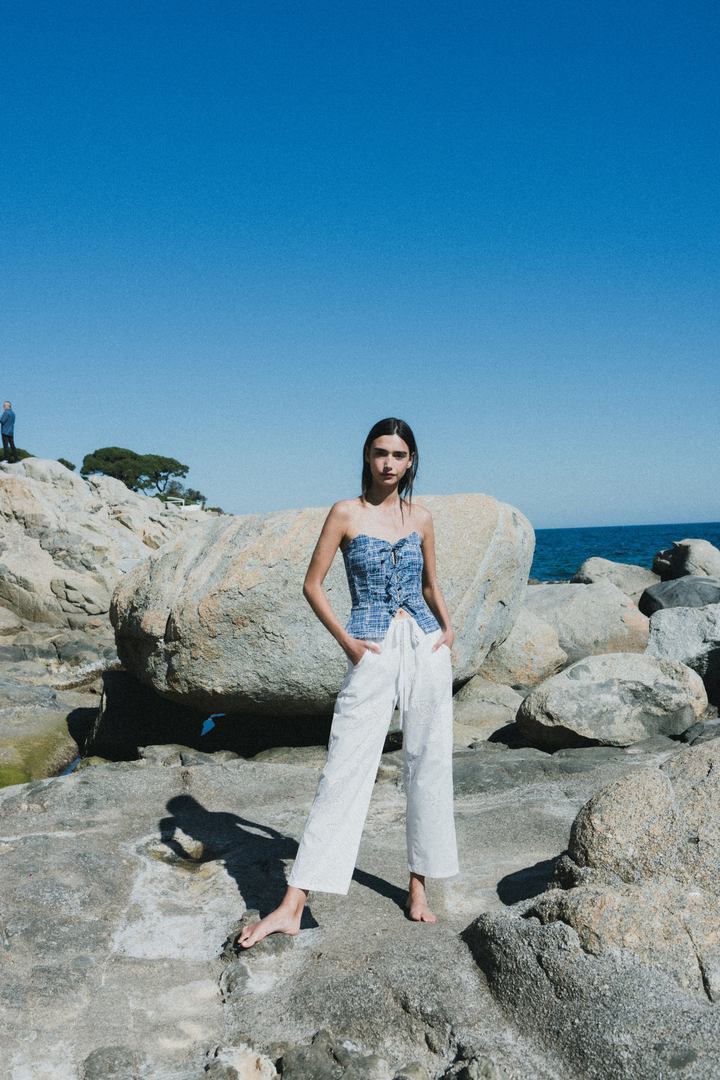 CORFU - BELİ BAĞCIKLI CEPLİ BİLEK BOY KIRIK BEYAZ PANTOLON