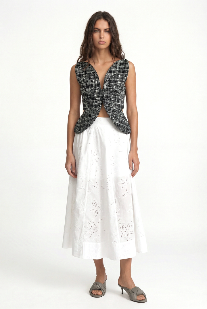 DAISY - SİYAH ÇAPRAZ ÇİZGİ BASKILI İKONİK ÇİÇEK KESİMLİ ÜST