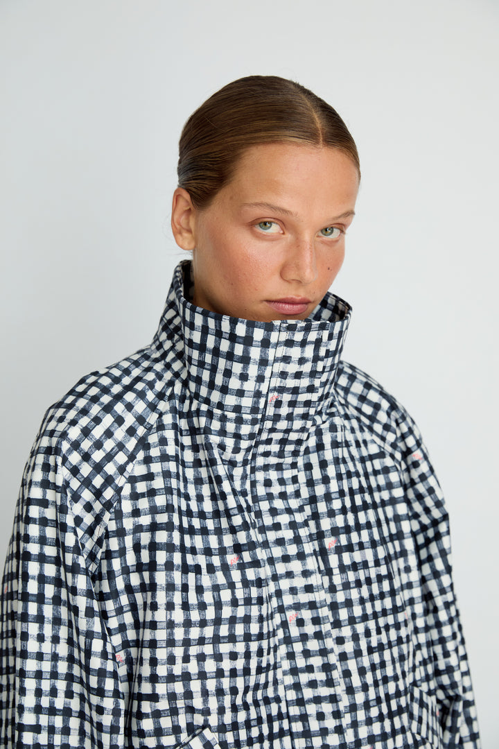 MONICA - OVERSIZED STAND COLLAR RAINCOAT - BLACK PLAID