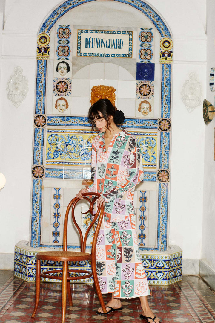 VALERIA - SHIRT WITH BACK CUT OUT DETAIL - MIX PATTERN