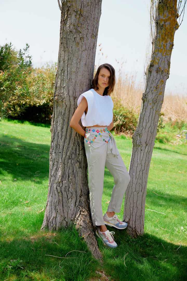 Tia - Round Neck White Crop Top