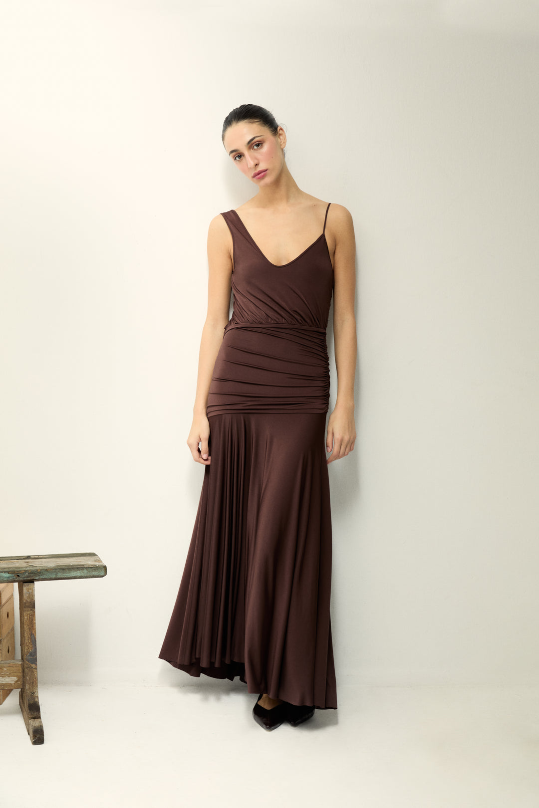 PABLO - STRETCHY DRESS WITH ASYMMETRICAL SHOULDER DETAIL - BROWN PIA BRAND PABLO - STRETCHY DRESS WITH ASYMMETRICAL SHOULDER DETAIL - BROWN PIA BRAND