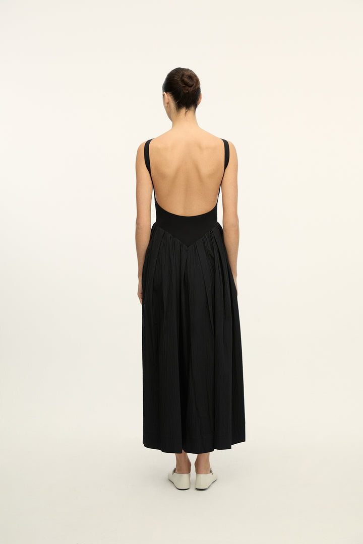 ISABEL - SLEEVELESS LONG DRESS WITH PLEATED SKIRT - BLACK