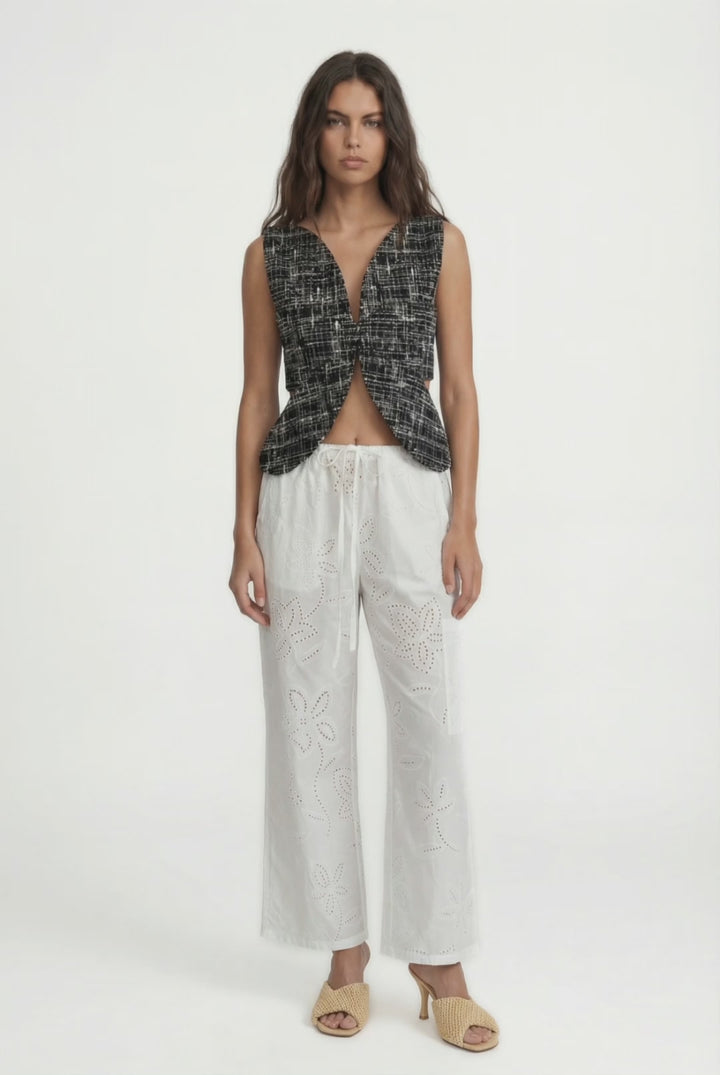 CORFU - BELİ BAĞCIKLI CEPLİ BİLEK BOY KIRIK BEYAZ PANTOLON